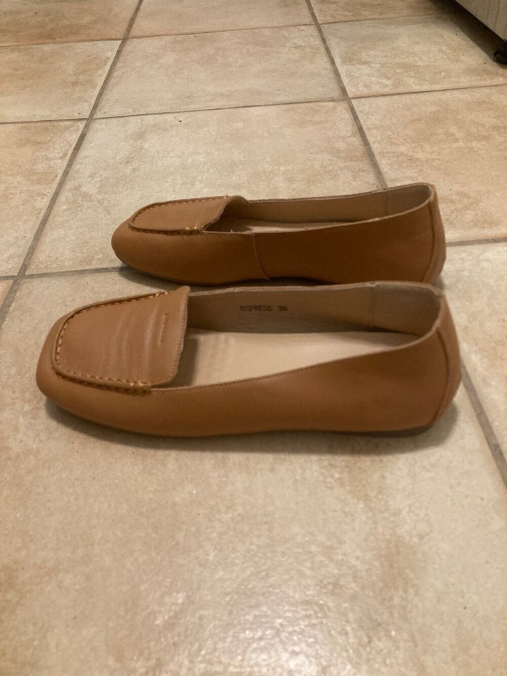 Empress Women’s Ballei Square Toe Loafer Leather Shoe Caramel Size EU38/US 7 - Picture 3 of 5